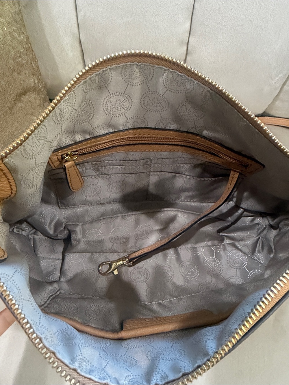 Michael Kors Camel/Tan Leather Crossbody with Gold keychain on the side. - Picture 7 of 8